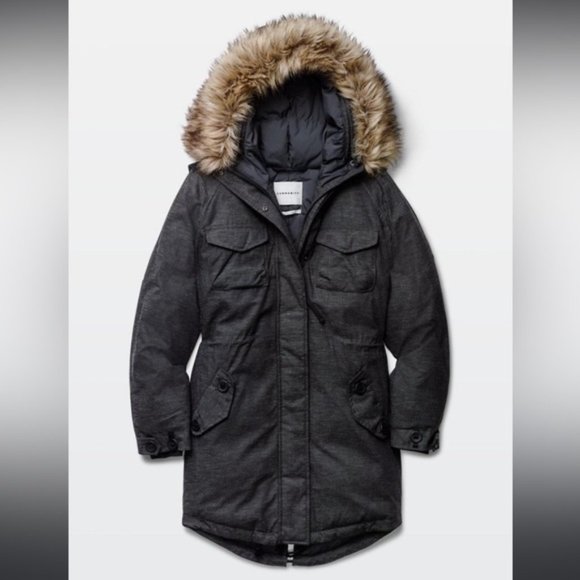 Community (Aritzia) Paradigm Parka - Picture 10 of 10